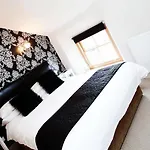 Jerichos Boutique 4*